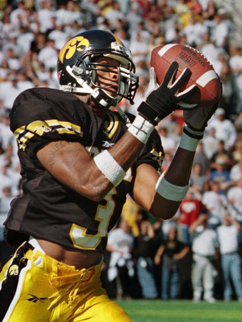 From 1998: Hawkeyes receiver Kahlil Hill snags a 23-yard touchdown pass from Randy Reiners in first quarter against Northwestern.
