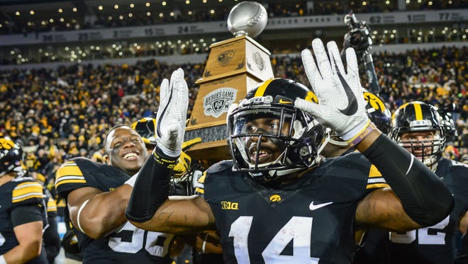 Iowa cornerback Desmond King was named to the all-Big Ten's first team for the second straight year.