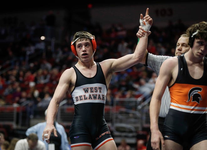 West Delaware's Wyatt Voelker beat Solon's Andy Brokaw at 170 during the 2019 Iowa high school dual wrestling state tournament on Wednesday, Feb. 13, 2019, at Wells Fargo Arena in Des Moines.