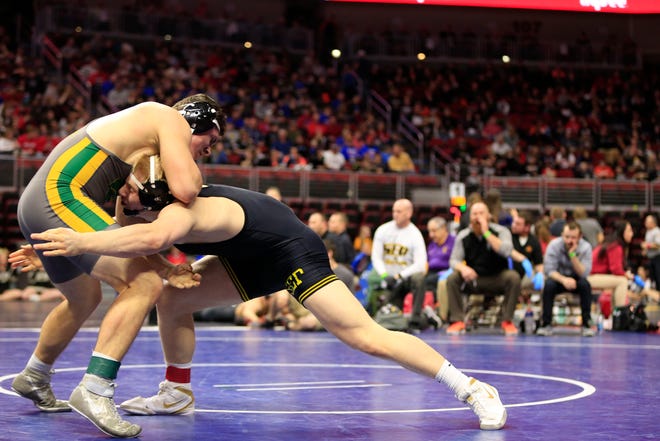 Gabe Christenson of Southeast Polk defeats Cade Parker of Cedar Rapids Kennedy
during a 195 Lb 3A semifinal match at the state wrestling tournament Friday, Feb. 15, 2019.