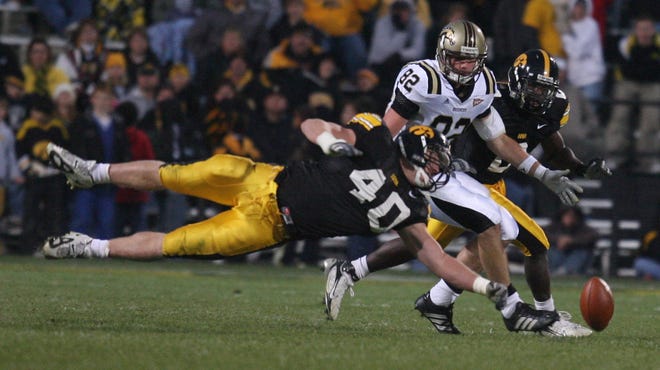 Mike Klinkenborg stretches out to break up a pass intended for Western Michigan's Branden Ledbetter in the third quarter of a game played Nov. 17, 2007 at Kinnick Stadium.