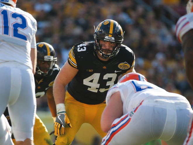 Iowa middle linebacker Josey Jewell surveys the Florida offense during the Outback Bowl on Jan. 1, 2017 in Tampa, Florida.