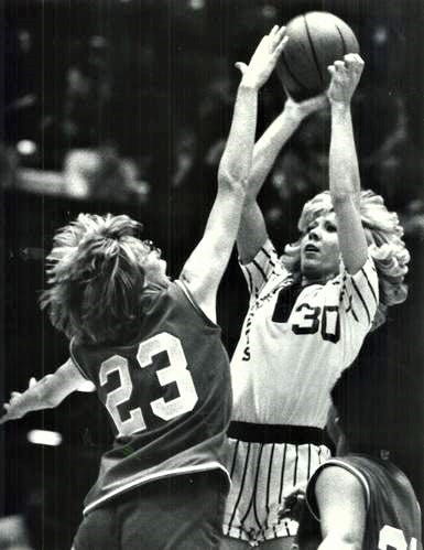 Molly Bolin elevates for a jumper as a member of the Iowa Cornets of the Women's Professional Basketball League.