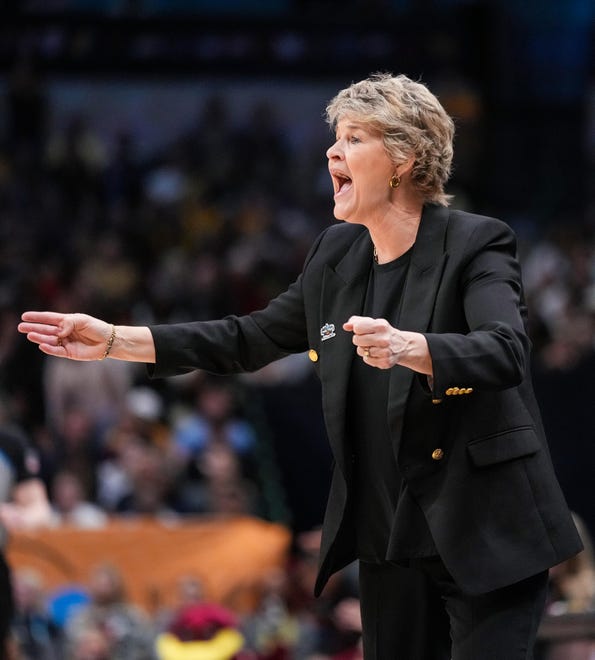 Iowa head coach Lisa Bluder during the NCAA Women's Final Four semifinals basketball game in Dallas, Friday, March 31, 2023.